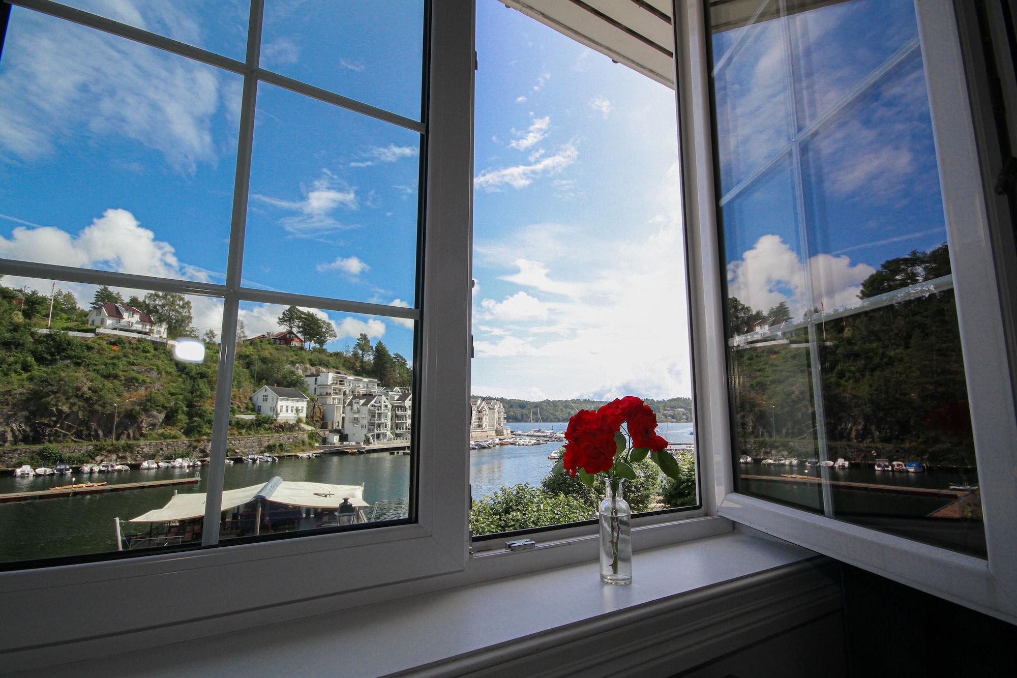 Tvedestrand Fjordhotell - Unike Hoteller Kültér fotó