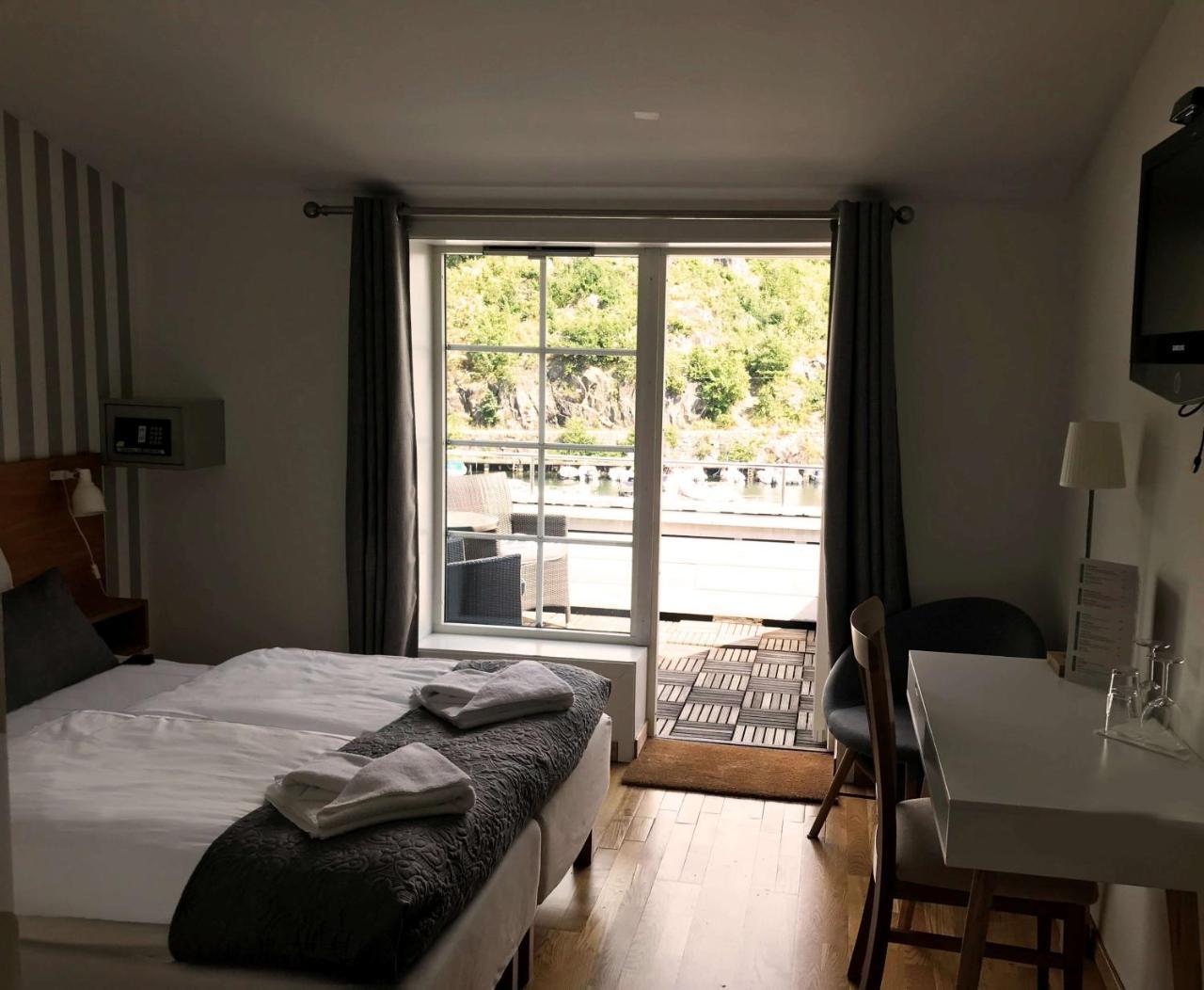 Tvedestrand Fjordhotell - Unike Hoteller Kültér fotó