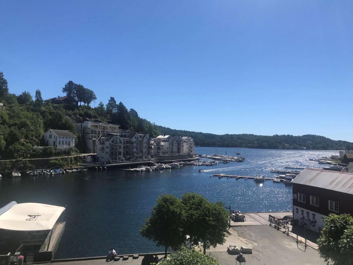 Tvedestrand Fjordhotell - Unike Hoteller Kültér fotó